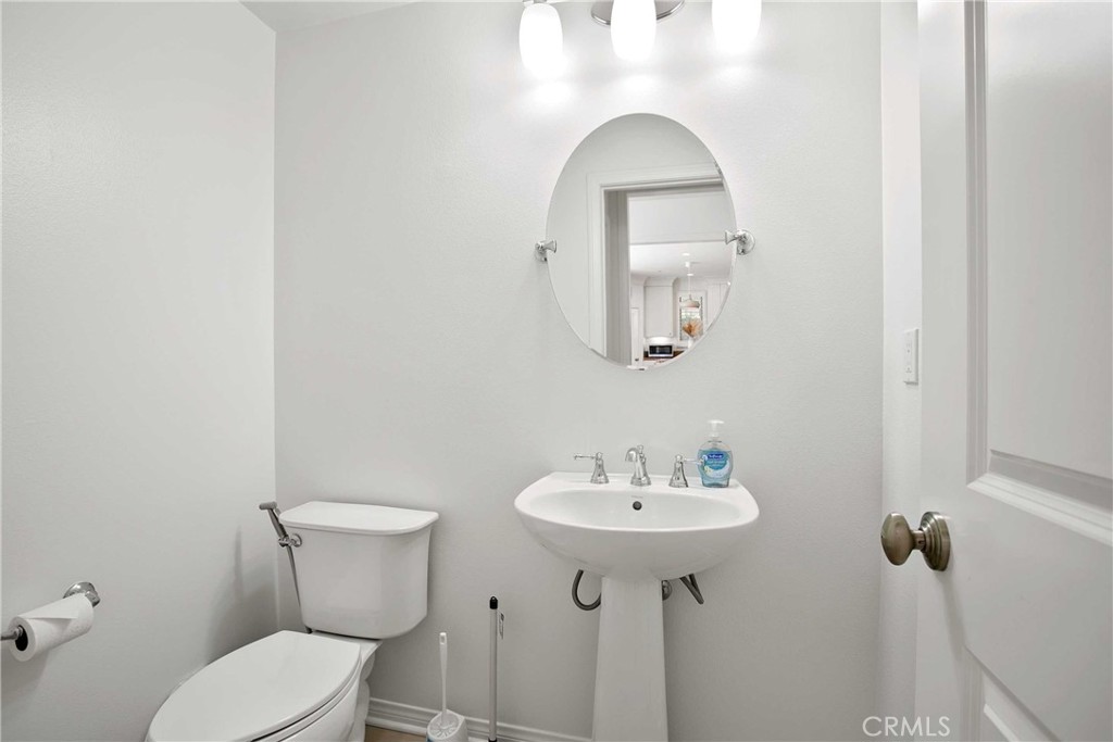 77 Hanging Garden, Irvine CA 92620 - photo 16