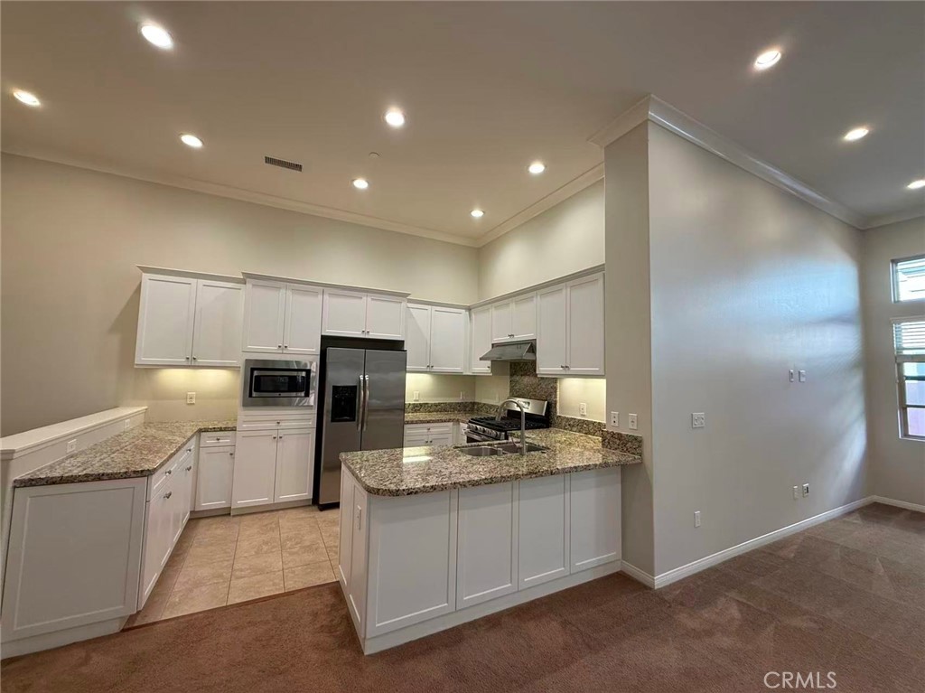 78 Kempton, Irvine CA 92620 - photo 4