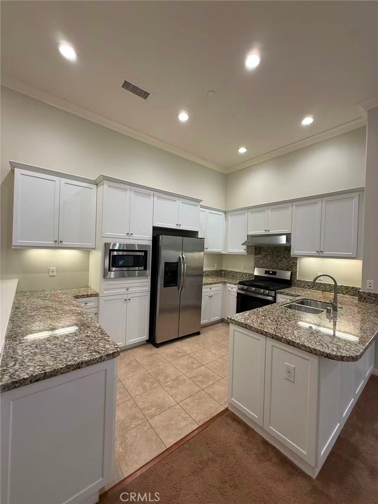 78 Kempton, Irvine CA 92620 - photo 5