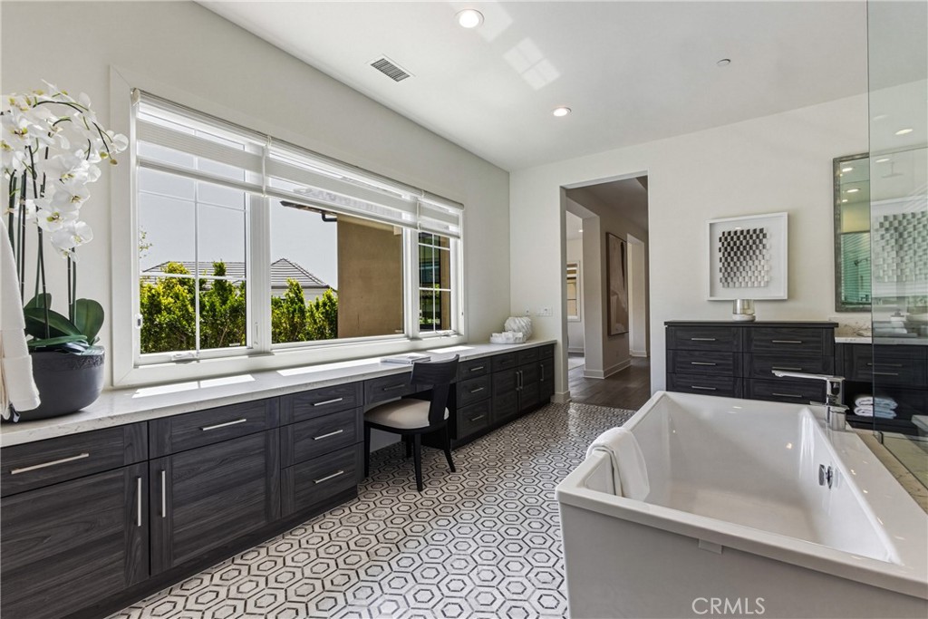 Primary Bathroom - 79 Eider Run, Irvine CA 92618 - photo 23