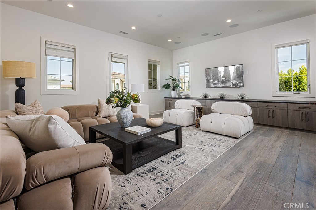 Loft - 79 Eider Run, Irvine CA 92618 - photo 26