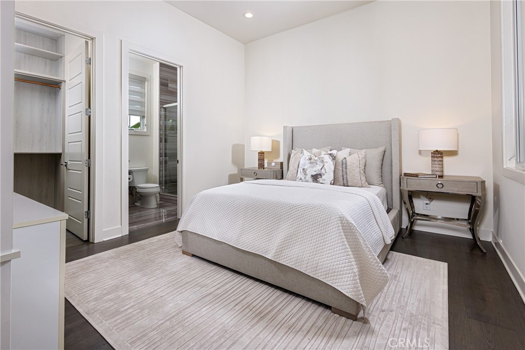 Downstairs Bedroom - 79 Eider Run, Irvine CA 92618 - photo 35