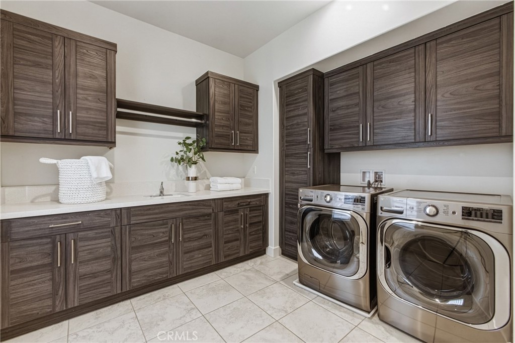 Laundry Room - 79 Eider Run, Irvine CA 92618 - photo 38