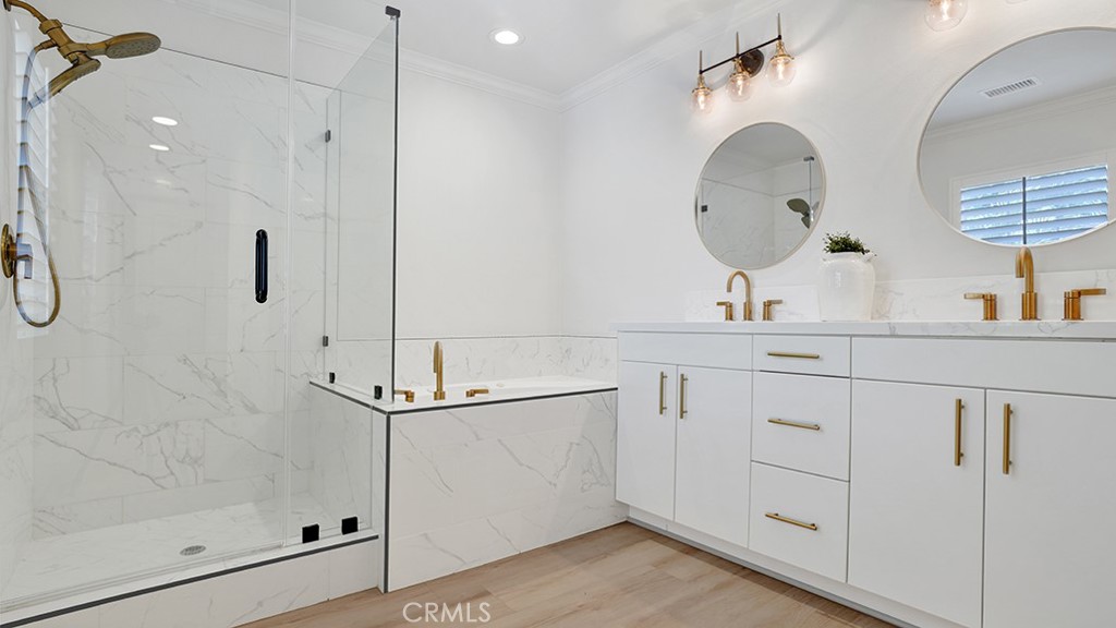 up graded walking shower and jetted tub - 79 Modesto, Irvine CA 92602 - photo 49