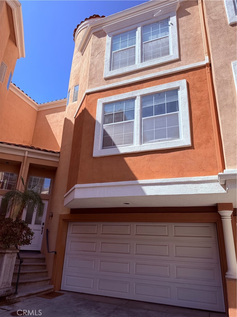 8 Cuzzano Aisle, Irvine CA 92606 - photo 3