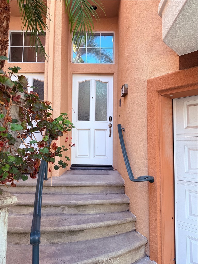 8 Cuzzano Aisle, Irvine CA 92606 - photo 4