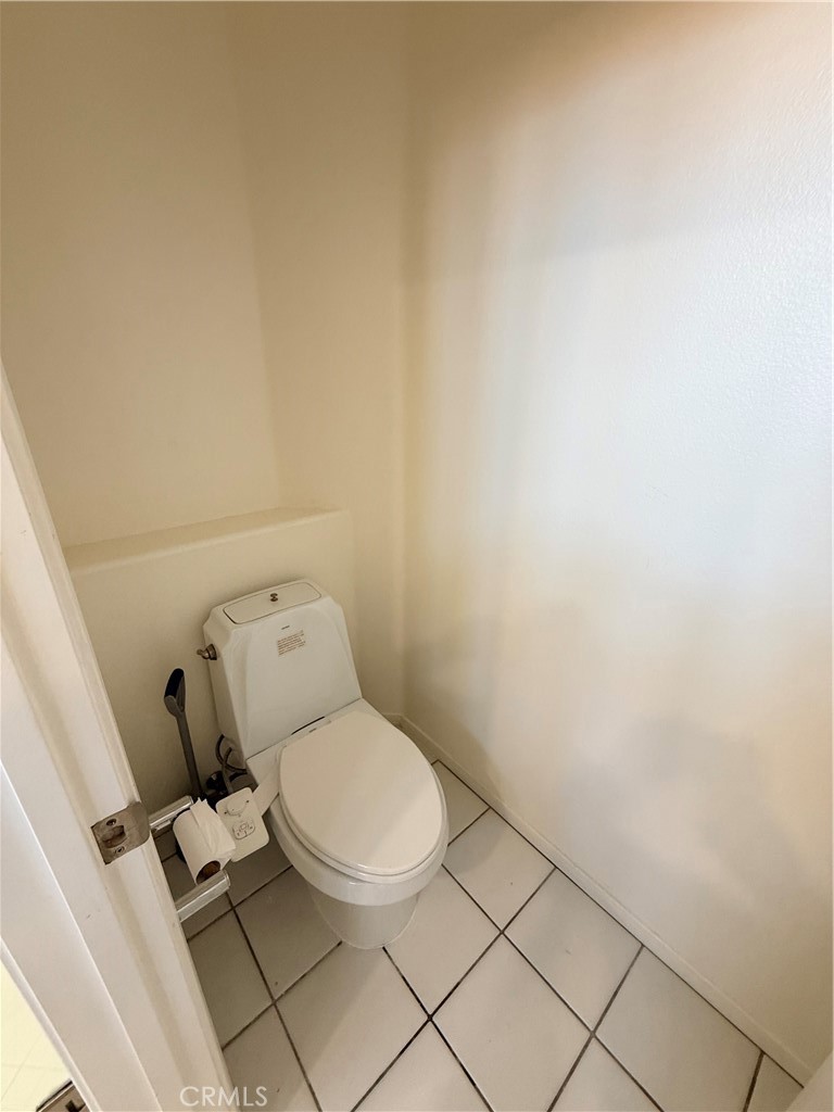 Primary bath toilet - 8 Cuzzano Aisle, Irvine CA 92606 - photo 26