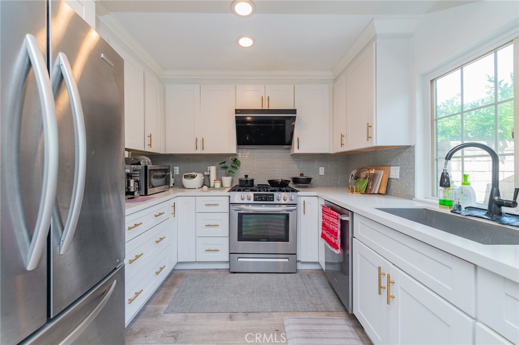 8 Deodar, Irvine CA 92604 - photo 10