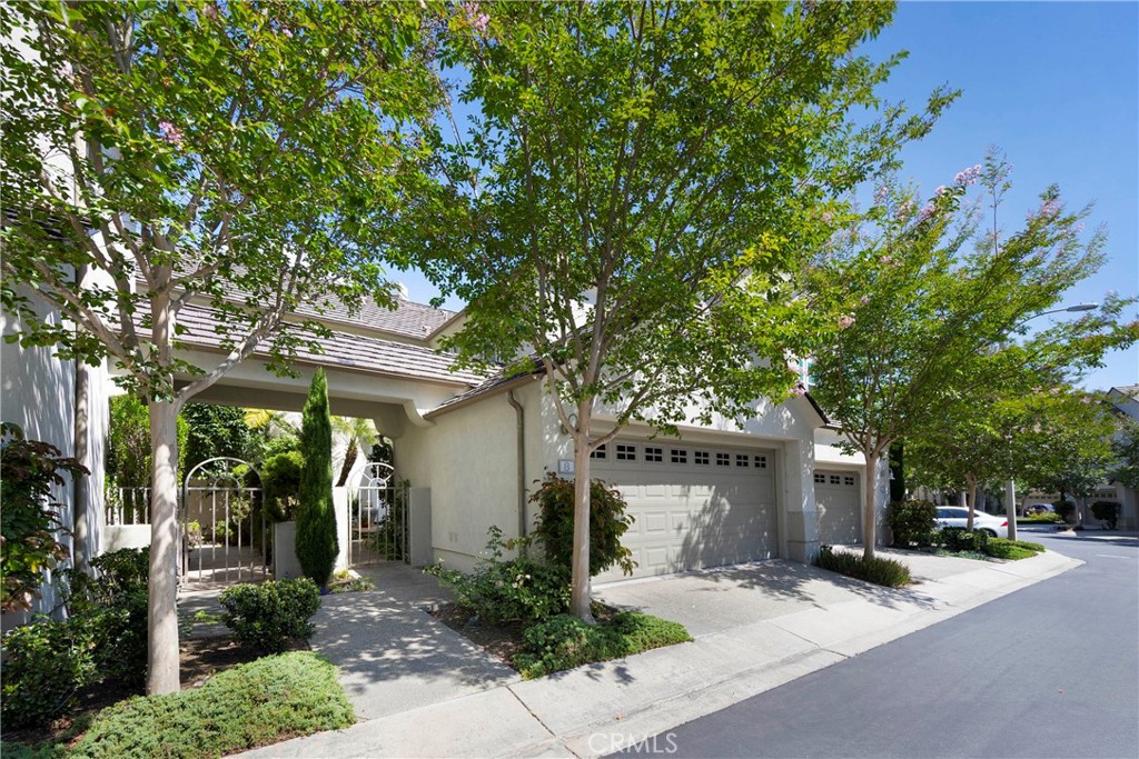 Welcome to 8 Longbourn Aisle! - 8 Longbourn Aisle, Irvine CA 92603 - photo 1
