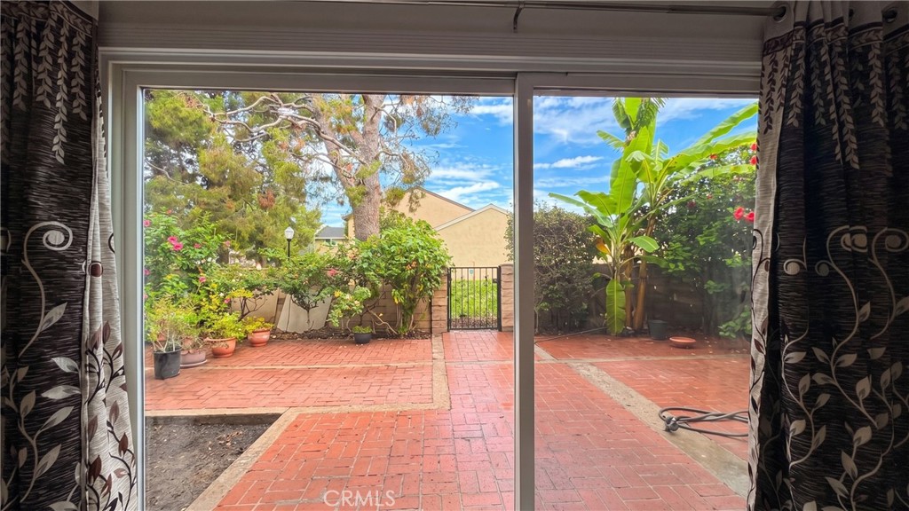 8 Monarch, Irvine CA 92604 - photo 2