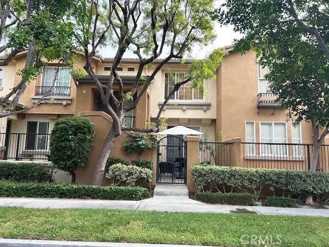 8 Morningdale, Irvine, CA 92602