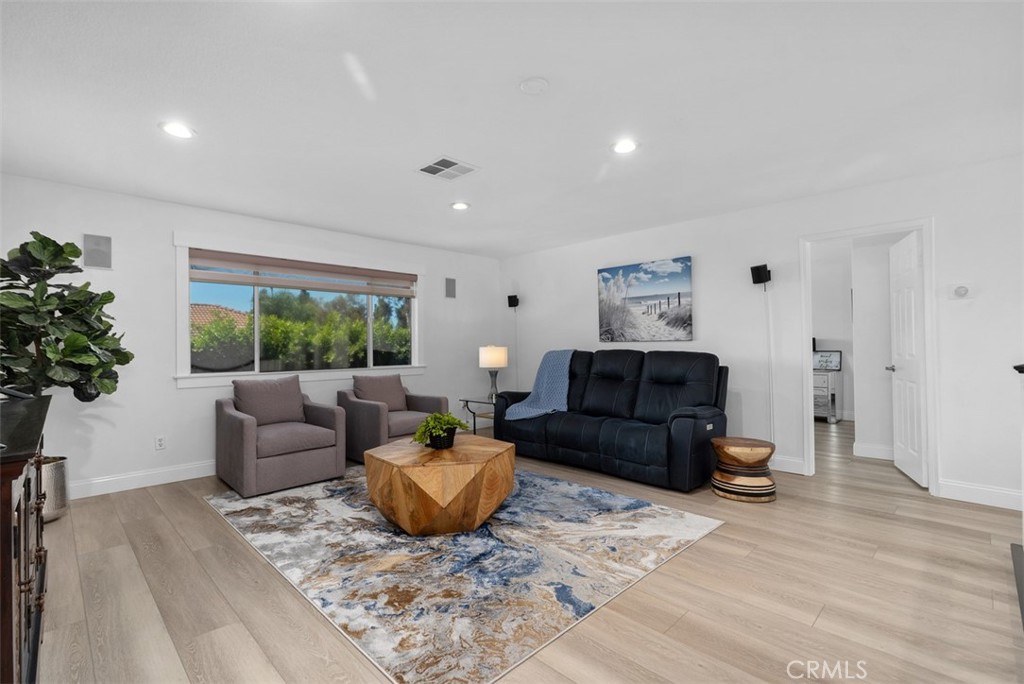 Very large​​‌​​​​‌​​‌‌​​‌‌​​‌‌​​‌​​​‌‌​‌​​​​‌‌​‌​​ loft - 8 National Place, Irvine CA 92602 - photo 25