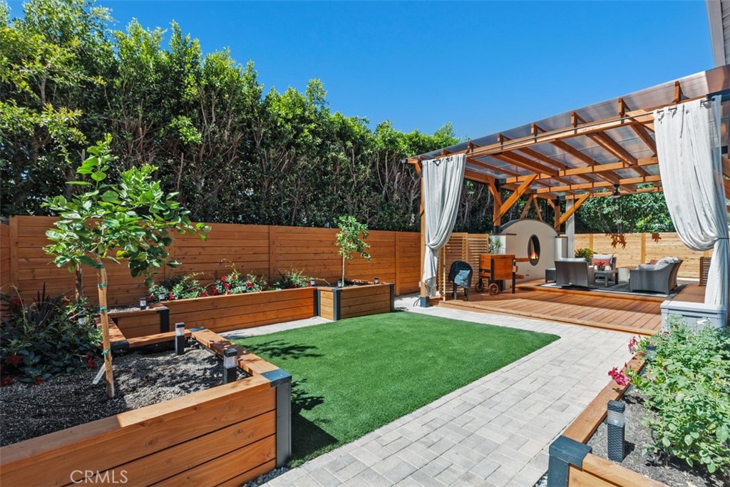 8 National Place, Irvine CA 92602 - photo 42