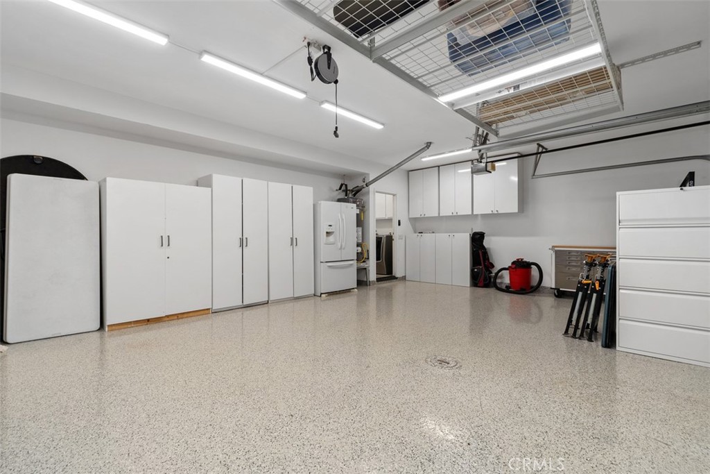 Epoxy 3-car garage - 8 National Place, Irvine CA 92602 - photo 57