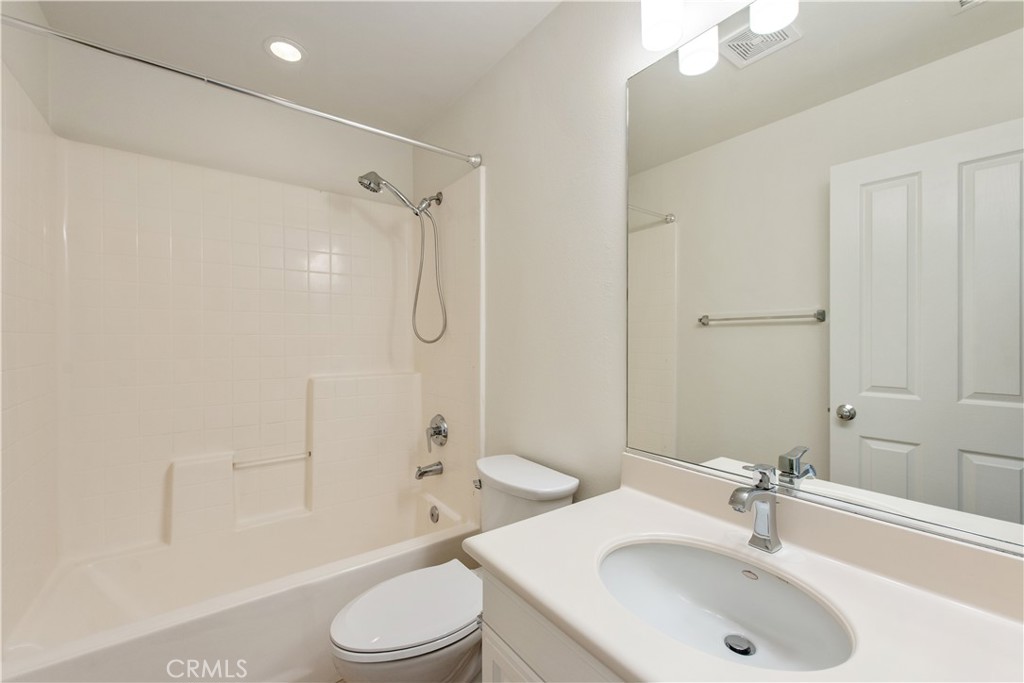 8 Reunion, Irvine CA 92603 - photo 15