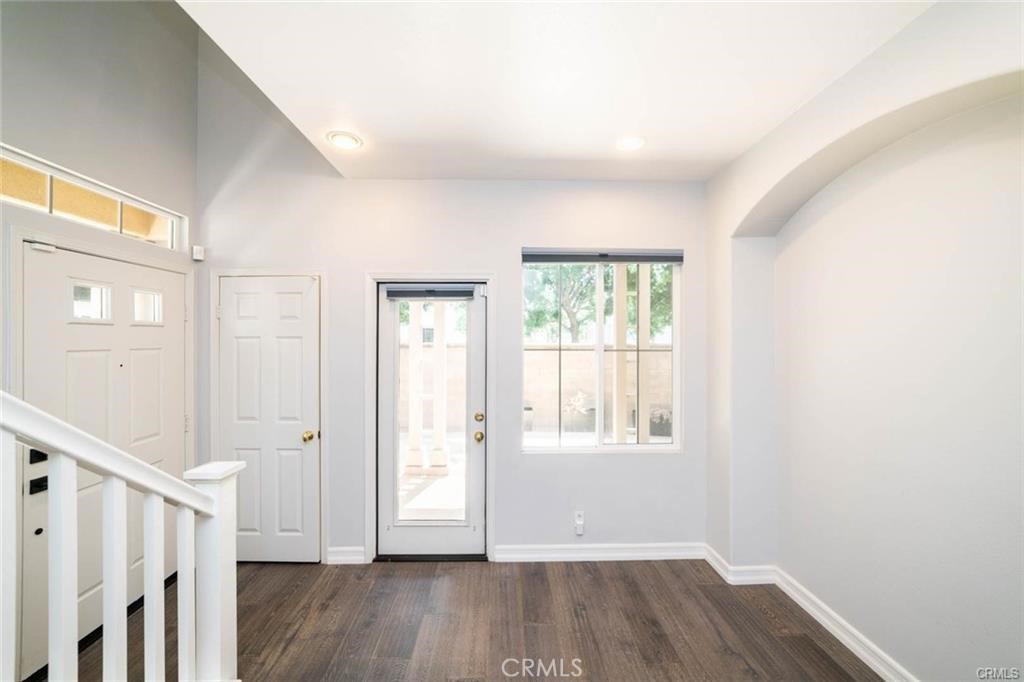 8 San Clemente, Irvine CA 92602 - photo 1
