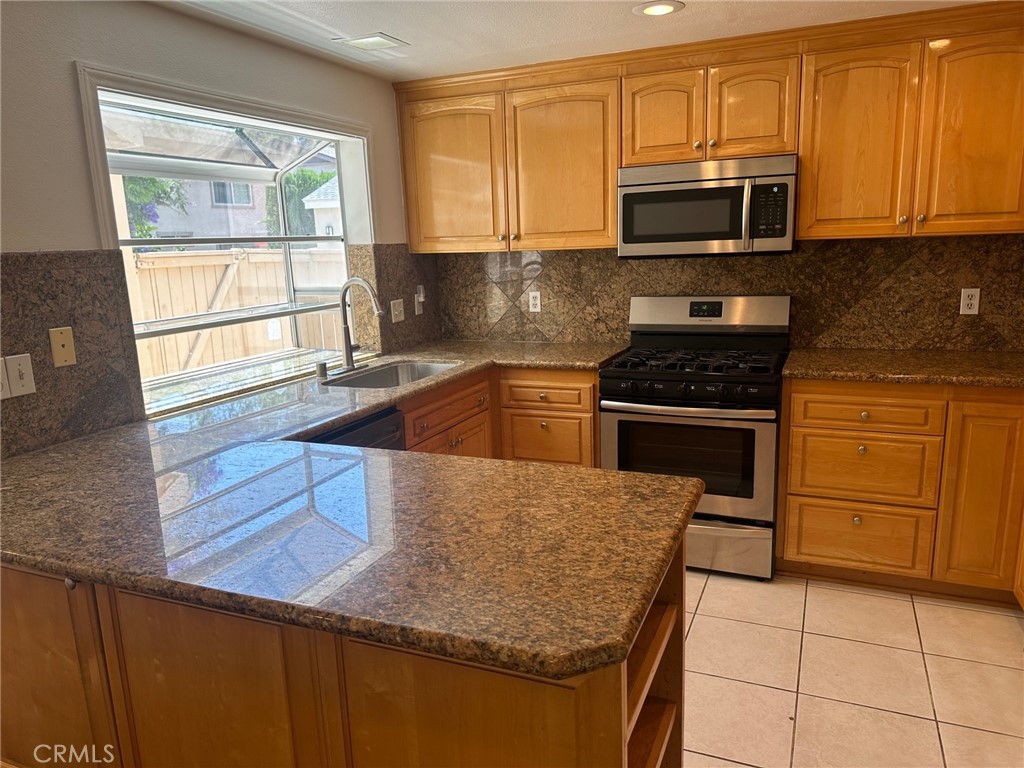8 Silkleaf, Irvine CA 92614 - photo 8