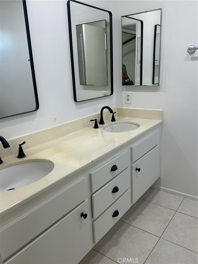 8 Silkleaf, Irvine CA 92614 - photo 17