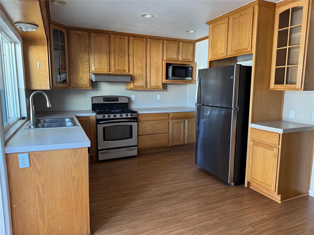 8 Springfield, Irvine CA 92604 - photo 1