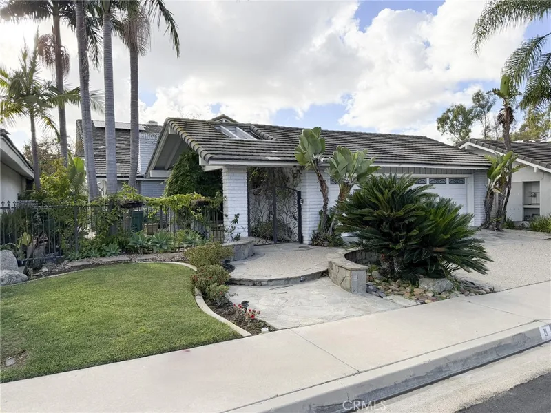 8 Sycamore Creek, Irvine