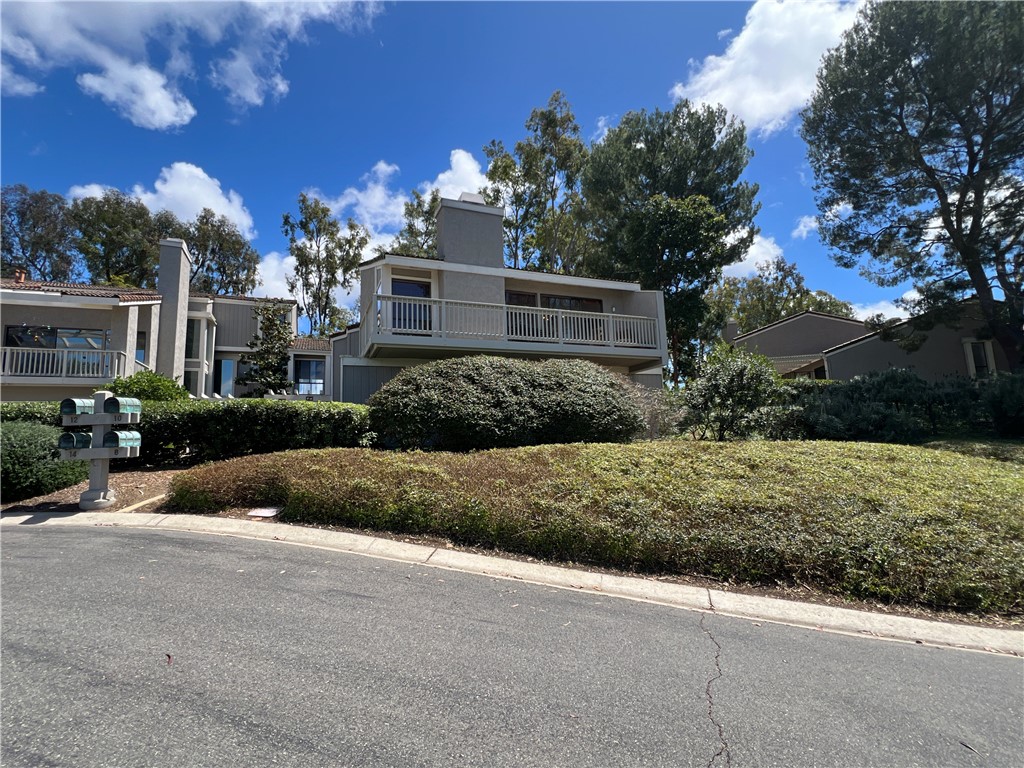 8 Valley View, Irvine CA 92612 - photo 1