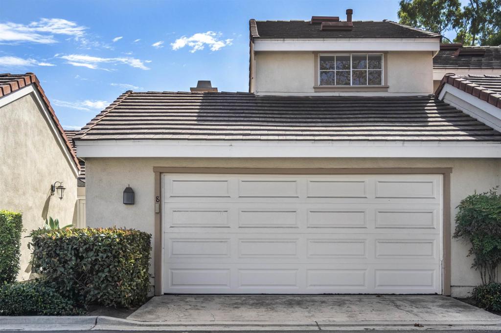 8 Wellesley 6, Irvine CA 92612 - photo 2
