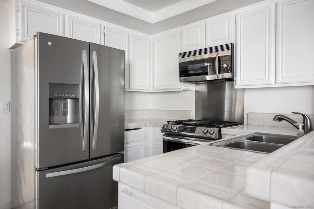 8 Wellesley 6, Irvine CA 92612 - photo 6