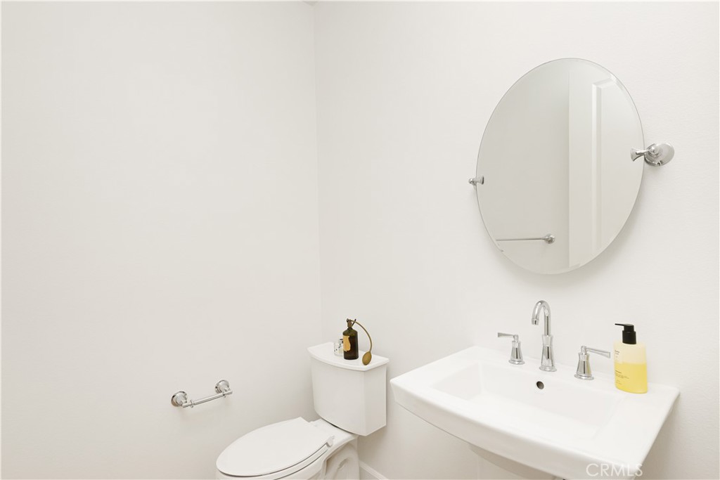 80 Meander, Irvine CA 92620 - photo 32