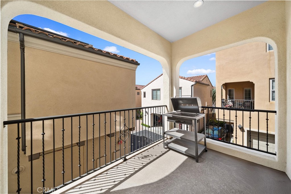 80 Strawberry, Irvine CA 92620 - photo 8