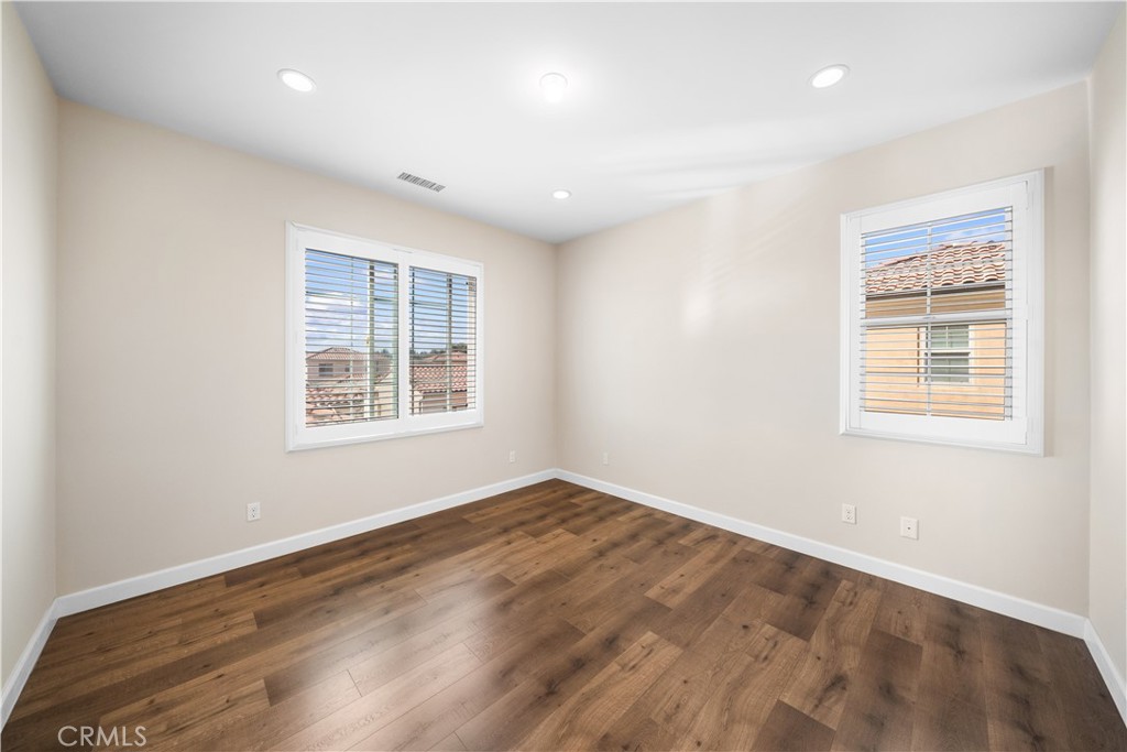80 Strawberry, Irvine CA 92620 - photo 9