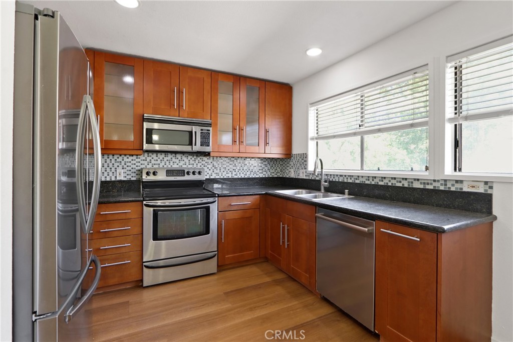 80 Streamwood, Irvine CA 92620 - photo 9