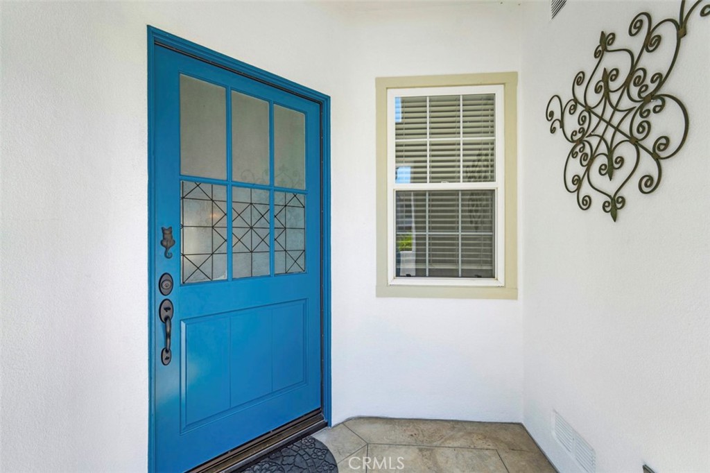 Make 80 a DONE DEAL and see the unveiling of a beautifully refined single-level residence ideally positioned within one - 80 Winslow, Irvine CA 92620 - photo 3
