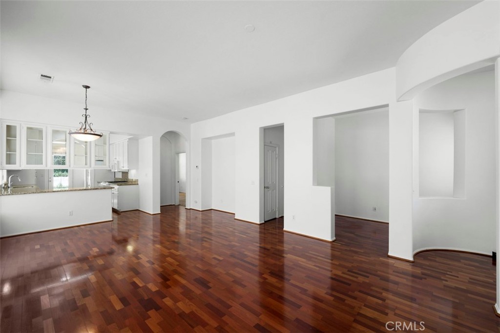 Make 80 a DONE DEAL and see the unveiling of a beautifully refined single-level residence ideally positioned within one - 80 Winslow, Irvine CA 92620 - photo 5