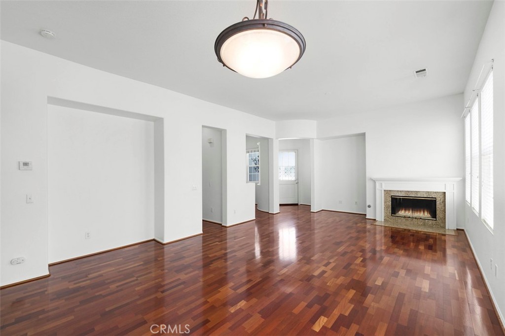 Make 80 a DONE DEAL and see the unveiling of a beautifully refined single-level residence ideally positioned within one - 80 Winslow, Irvine CA 92620 - photo 6