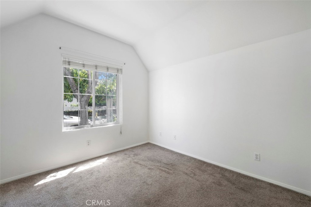 Make 80 a DONE DEAL and see the unveiling of a beautifully refined single-level residence ideally positioned within one - 80 Winslow, Irvine CA 92620 - photo 25