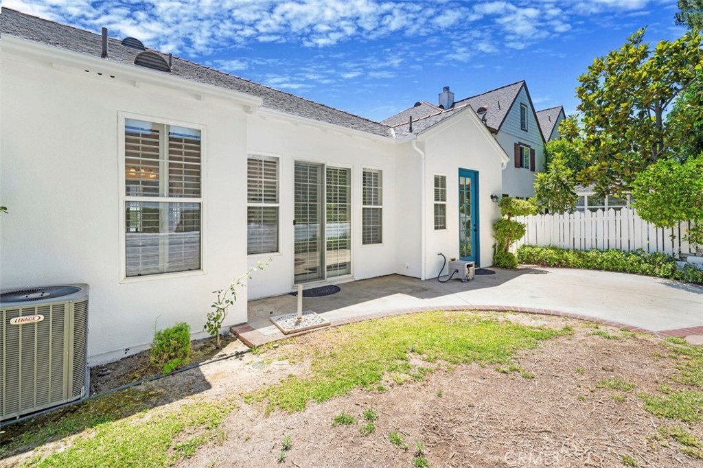 Make 80 a DONE DEAL and see the unveiling of a beautifully refined single-level residence ideally positioned within one - 80 Winslow, Irvine CA 92620 - photo 30