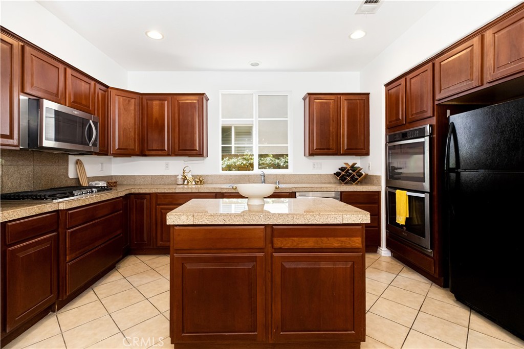 80 Wonderland, Irvine CA 92620 - photo 8