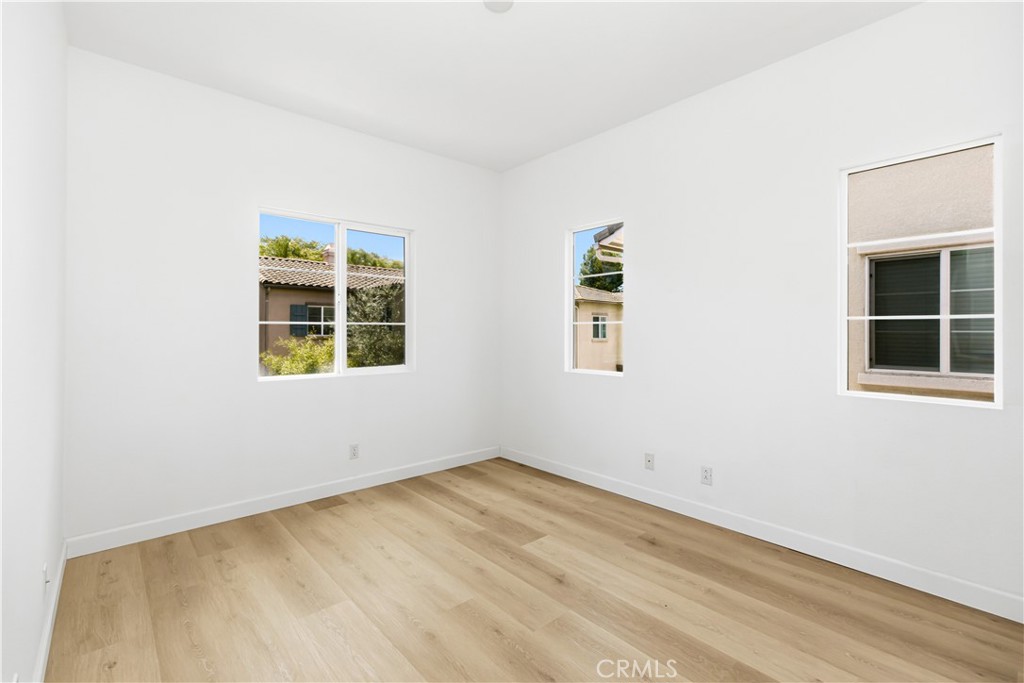80 Wonderland, Irvine CA 92620 - photo 21