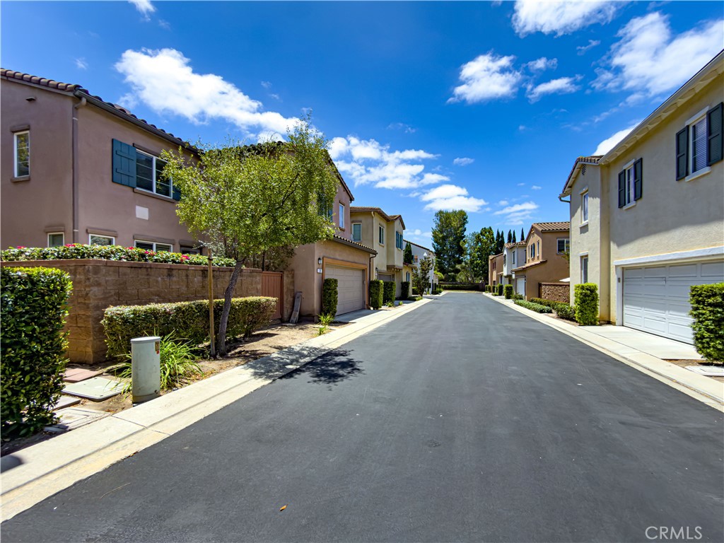 80 Wonderland, Irvine CA 92620 - photo 41