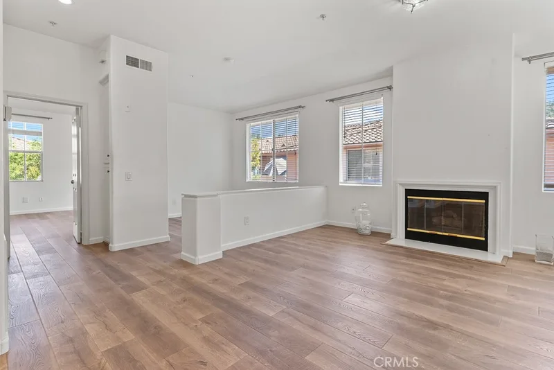 800 Solvay Aisle, Irvine, CA 92606