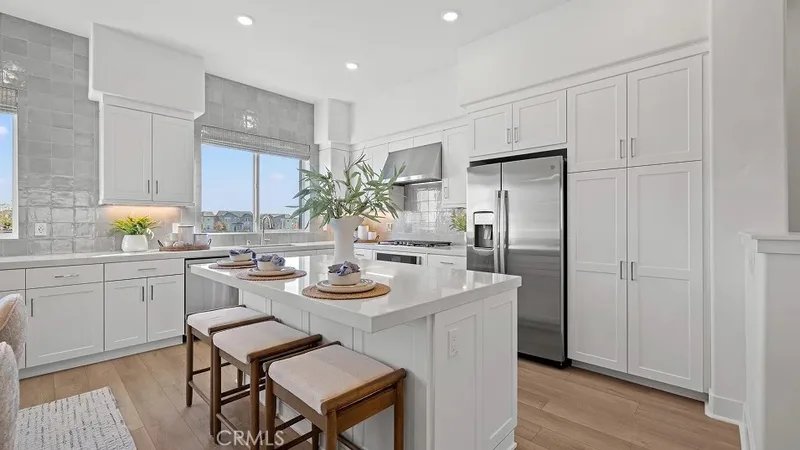 804 Sonia, Irvine, CA 92618