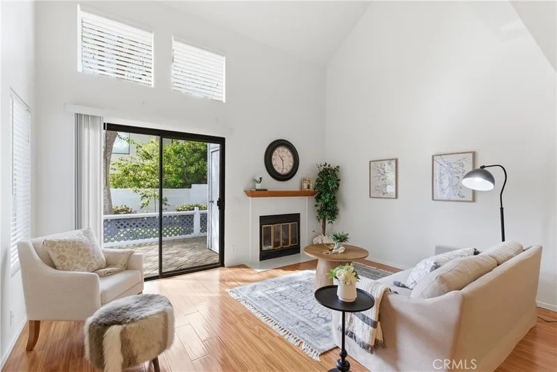 81 Briarglen, Irvine, CA 92614