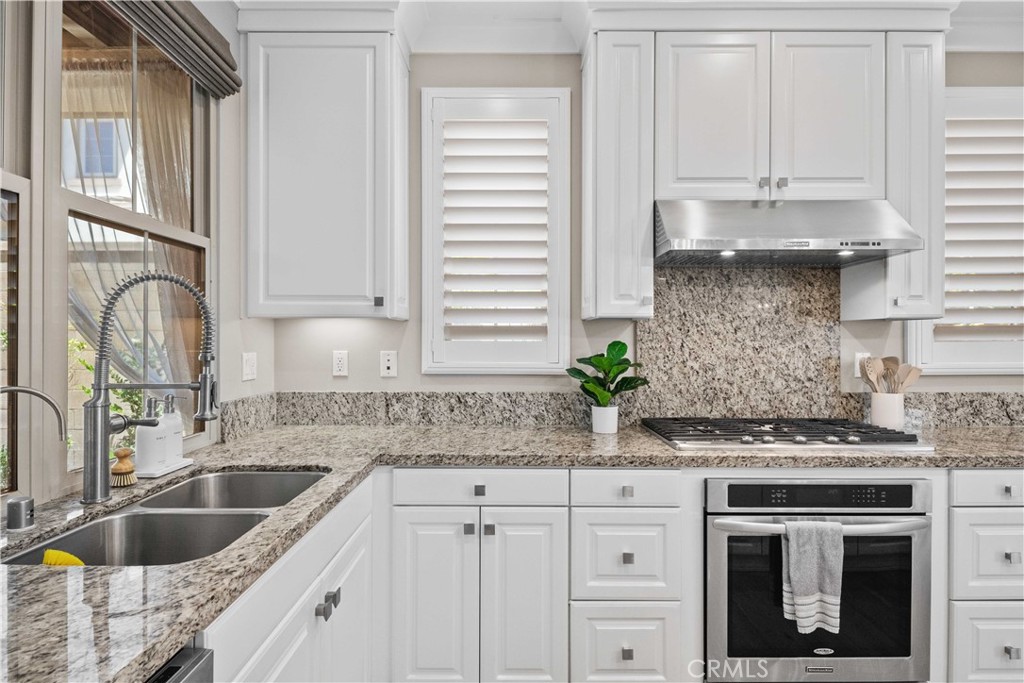 81 Cactus Flower, Irvine CA 92620 - photo 10
