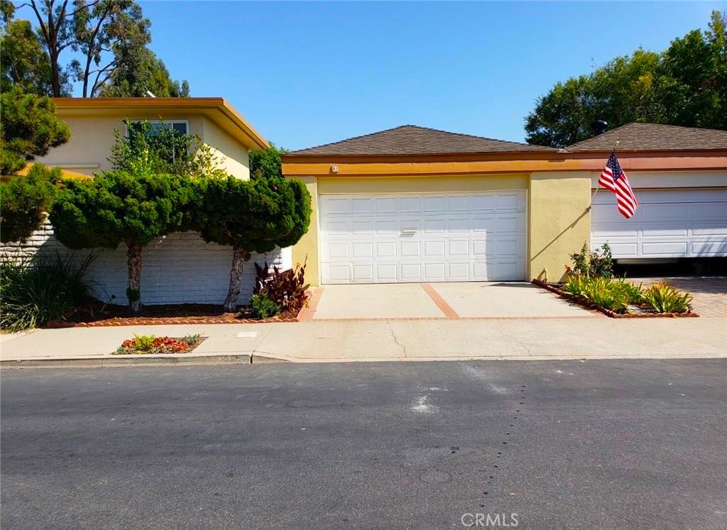 Front view - 81 Seton, Irvine CA 92612 - photo 1