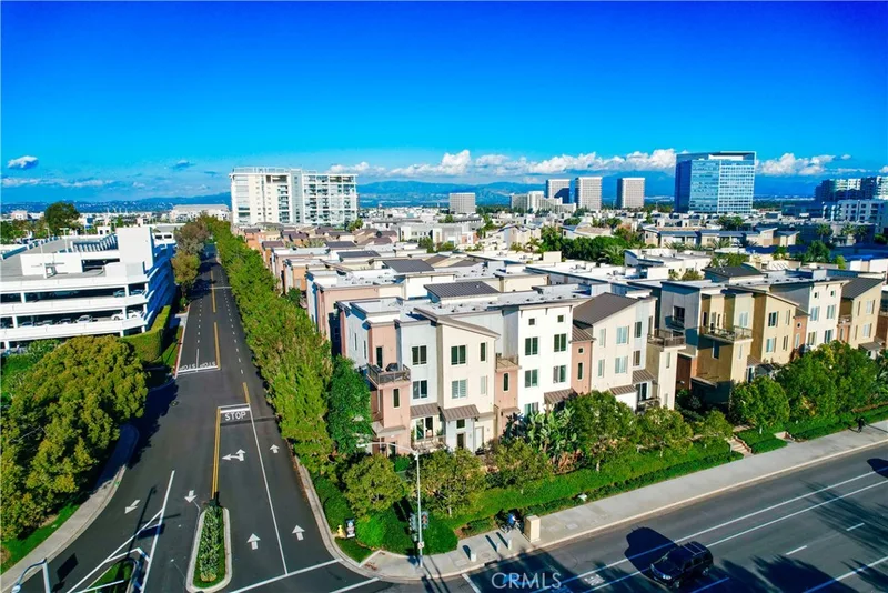 81 Waldorf, Irvine, CA 92612