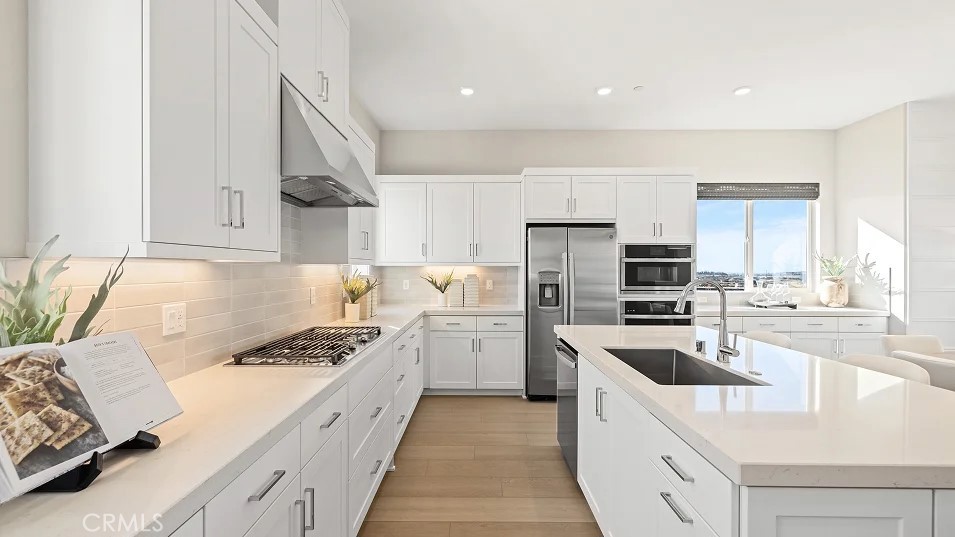 Photos shown are of model only- not actual homesite. - 812 Sonia, Irvine CA 92618 - photo 2