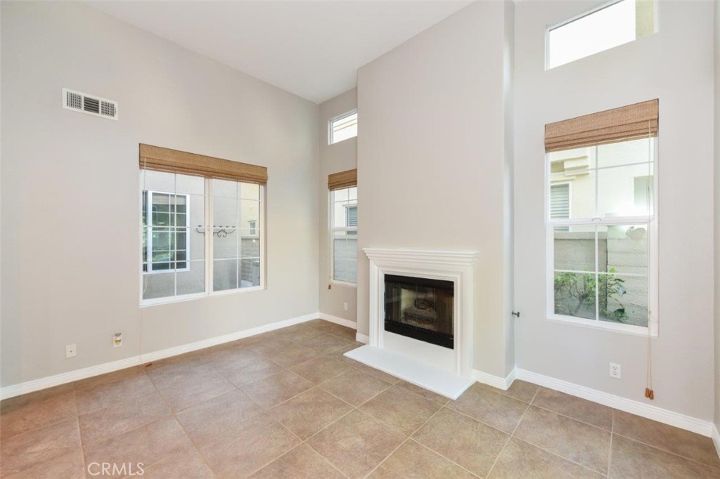 82 Figtree, Irvine CA 92603 - photo 4