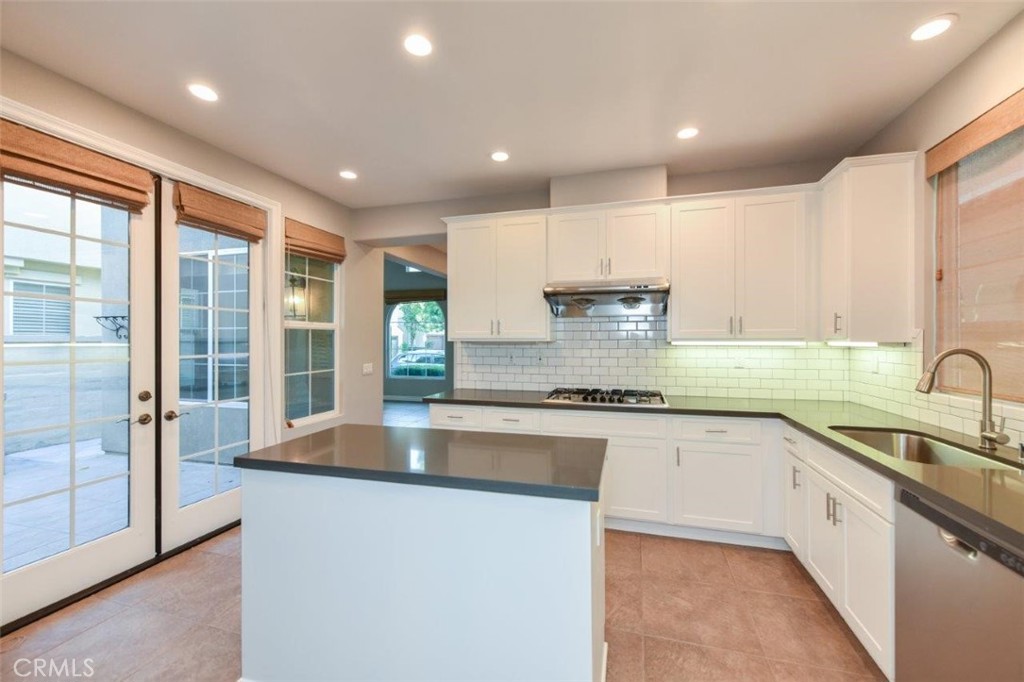 82 Figtree, Irvine CA 92603 - photo 8