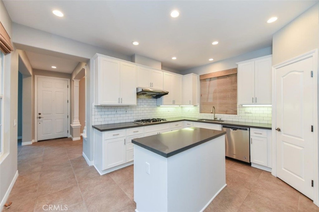 82 Figtree, Irvine CA 92603 - photo 11
