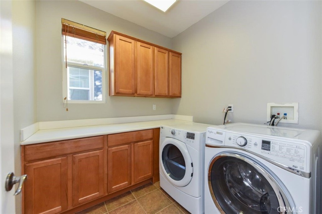 82 Figtree, Irvine CA 92603 - photo 25